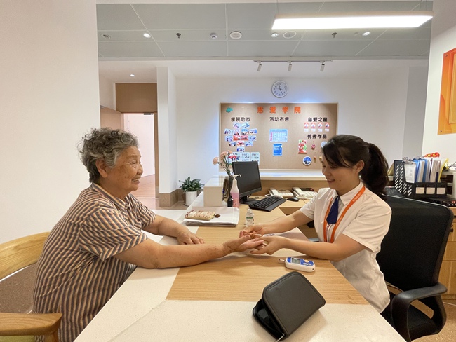 厦门提升养老服务水平 着力打造“爱心厦门”新标杆