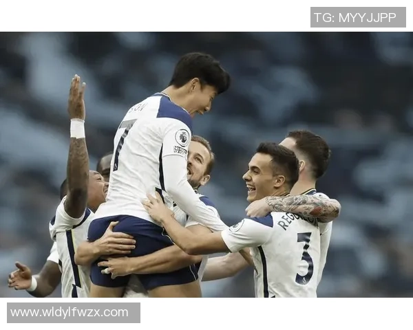 球星视角解析足球赛场技术与战术：从个人技巧到团队协作的深度剖析